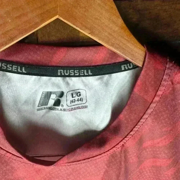 Arkansas Razorbacks Men's Russell T-Shirt / Size Large / Red & White - Picture 11 of 15